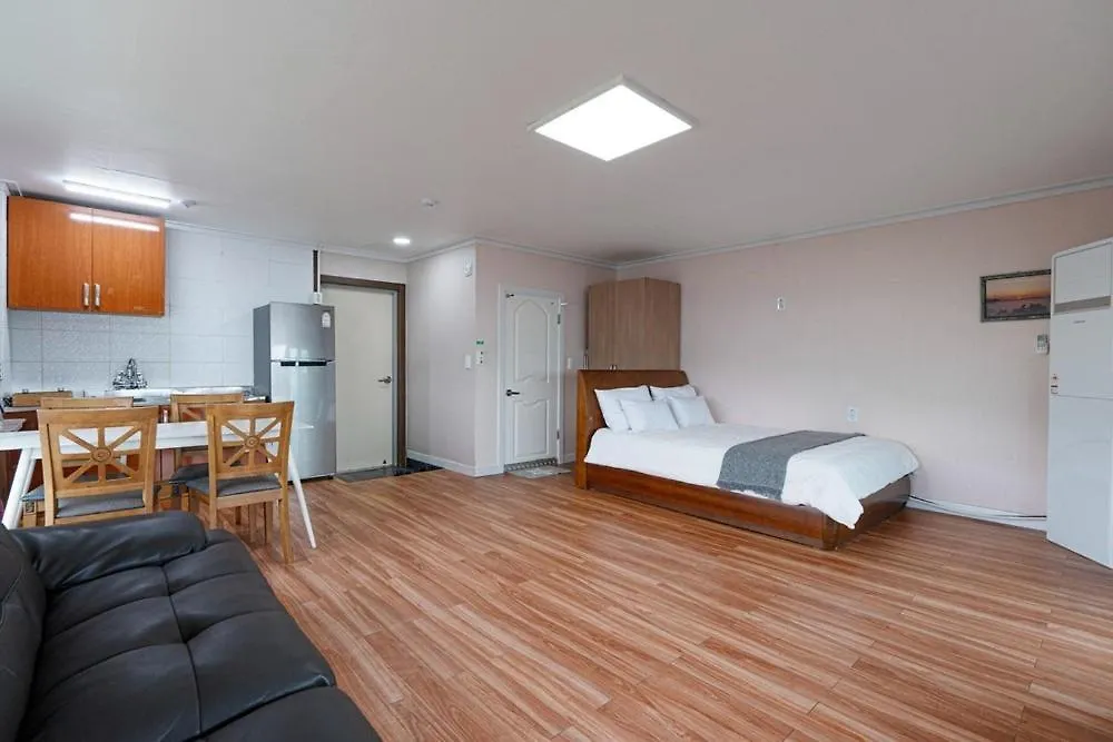 Yeongheungdo Haesong Pension Incheon Guest house