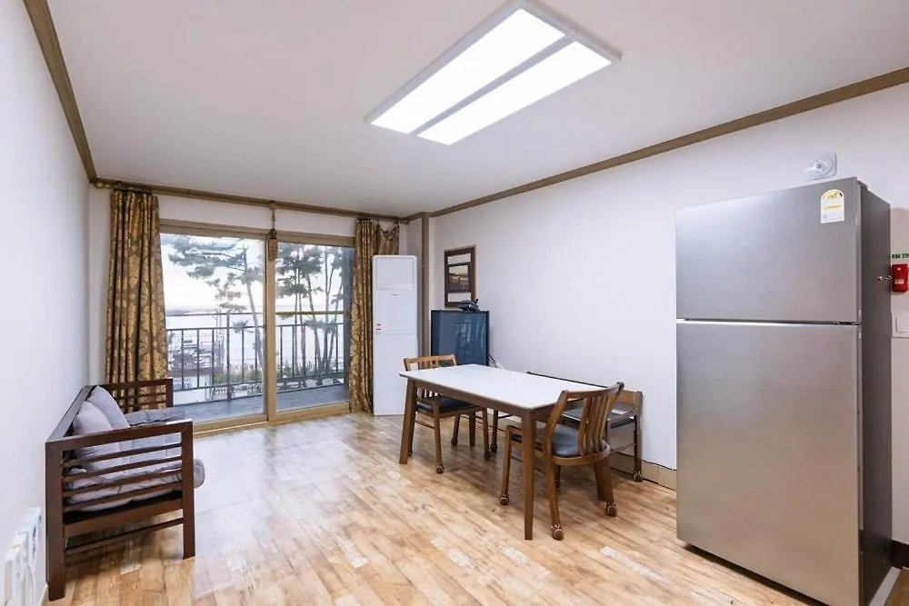 Yeongheungdo Haesong Pension Incheon 3*,  South Korea